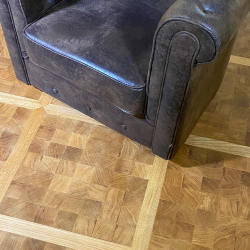 Parquet en dalles contrecollé "Renaissance" en Chêne Français