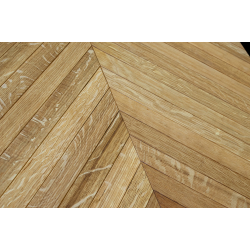 Fine – Parquet Massif Point de Hongrie en chêne Français réemployé